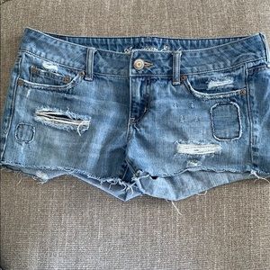 Mid rise Jean shorts